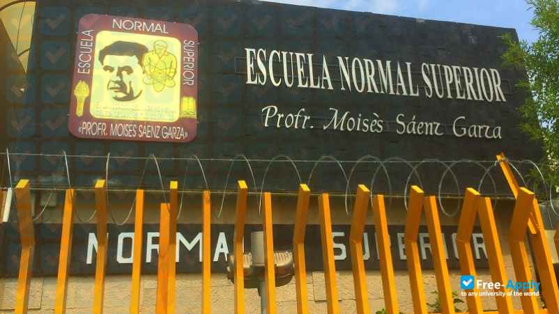 Normal High School Professor Moisés Sáenz Garza фотография №6