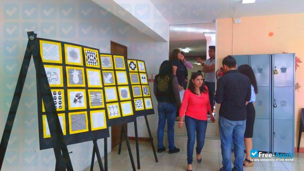 Photo de l’Institute of Higher Education UCIC #6
