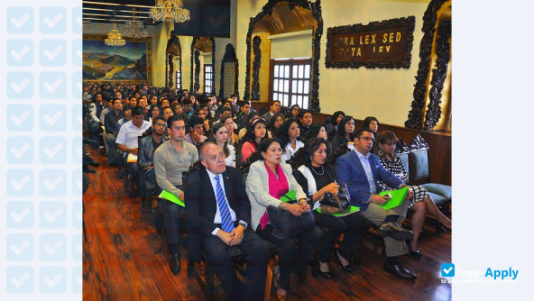 Photo de l’Free School of Law of Puebla #4