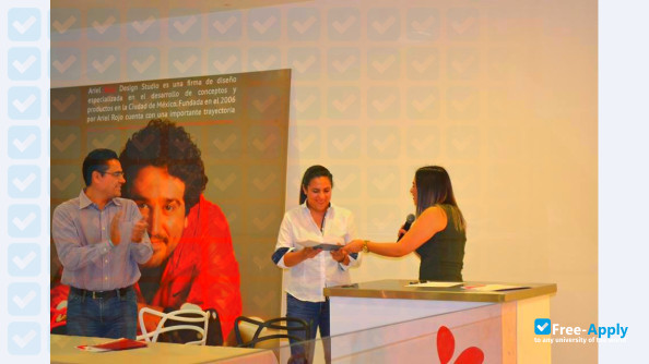 Foto de la Higher Institute of Architecture and Design #6