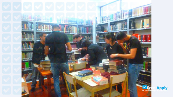 Higher Institute of Interpreters and Translators photo #11