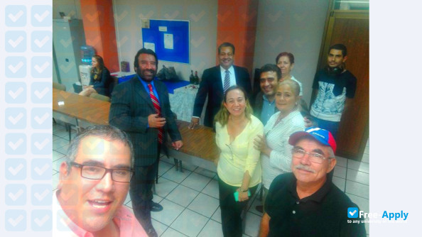 Foto de la Higher Institute of Research and Education for Teaching #9