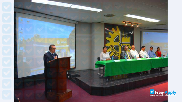 Foto de la Technological Institute of La Laguna #4