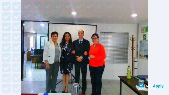 Foto de la Institute of Postgraduate Studies in Sciences and Humanities #2