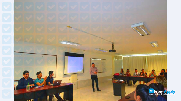 Foto de la Institute of Higher Studies of Chiapas #2