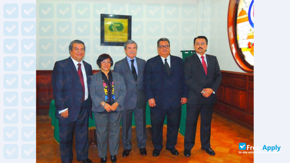 Photo de l’Institute of Higher Studies in Public Administration #12