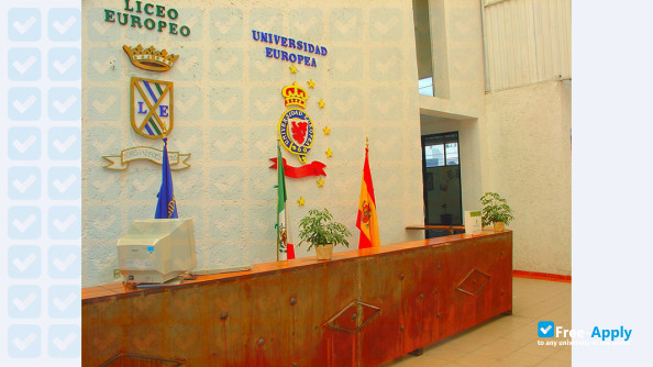 Foto de la Universidad Europea #4