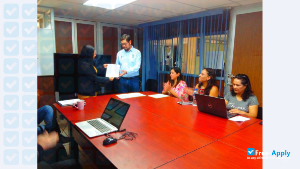 Foto de la Technological Institute of Uruapan #5