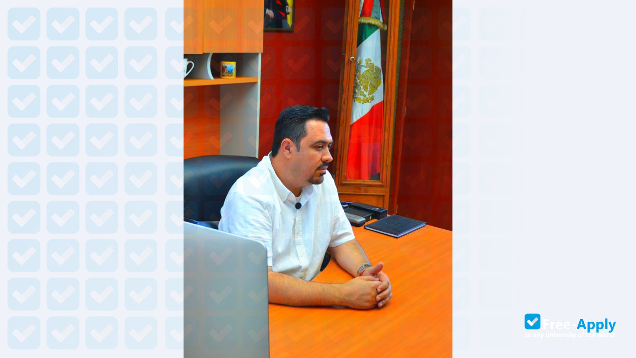 Foto de la Higher Technological Institute of Zapotlanejo #2