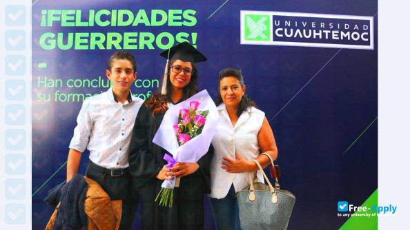 Foto de la University Cuauhtemoc #2
