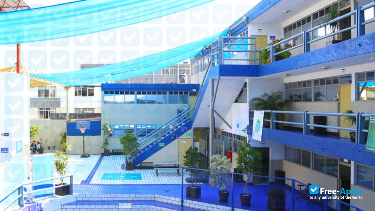 Фотография Universidad Guadalajara Lamar