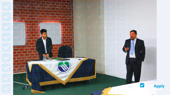 University of La Cienega of the State of Michoacan de Ocampo photo #9