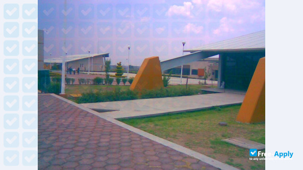 Technological University of the Valley of Toluca photo #2