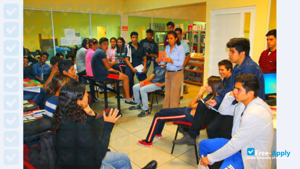 University La Concordia photo #9