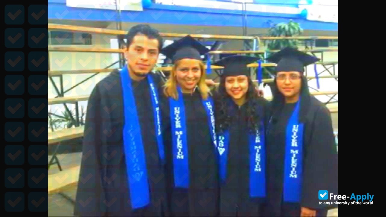 Foto de la University of Veracruz UNIVER Milenium #9