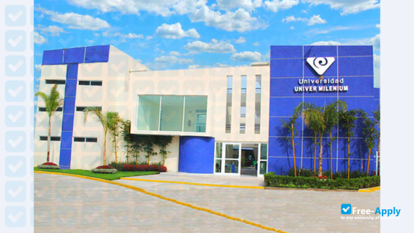 Foto de la University of Veracruz UNIVER Milenium #6