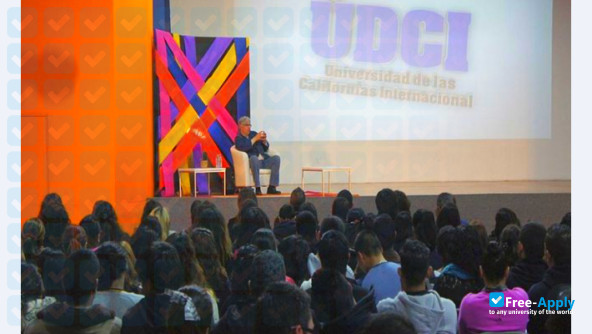 Photo de l’University of the Californias #5