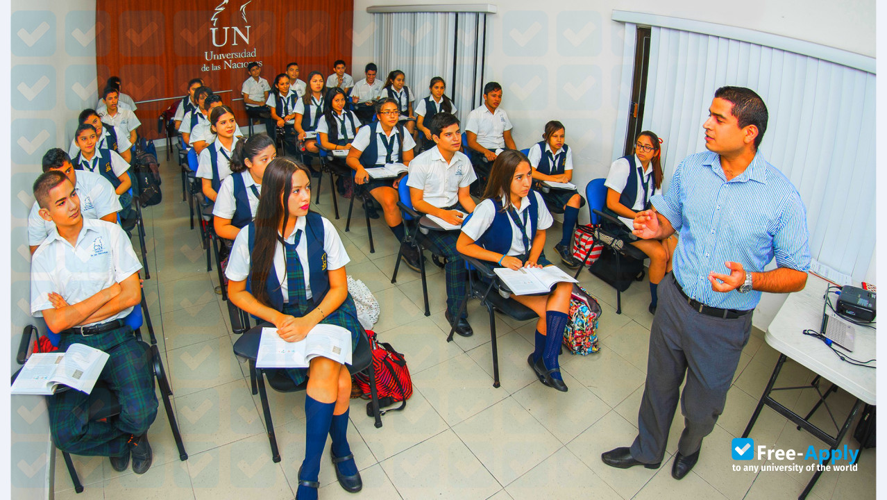 Foto de la University of the Nations #3