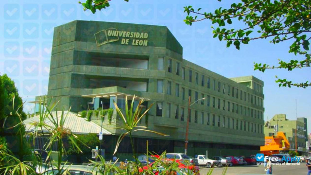 University of León Mexico фотография №7
