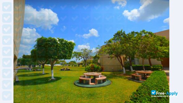 University La Salle Cancun photo #4