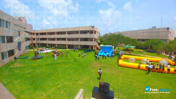 University La Salle Cancun photo #9