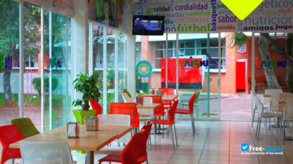 Foto de la Latin American University #6