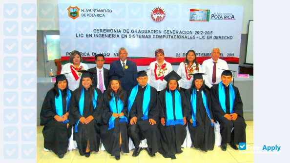 Foto de la University of the Poza Rica Valley #7