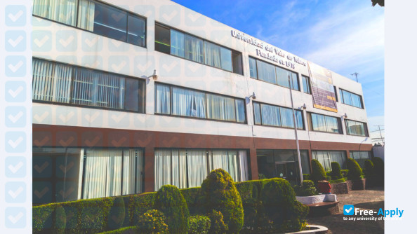 University of the Valley of Toluca photo #2