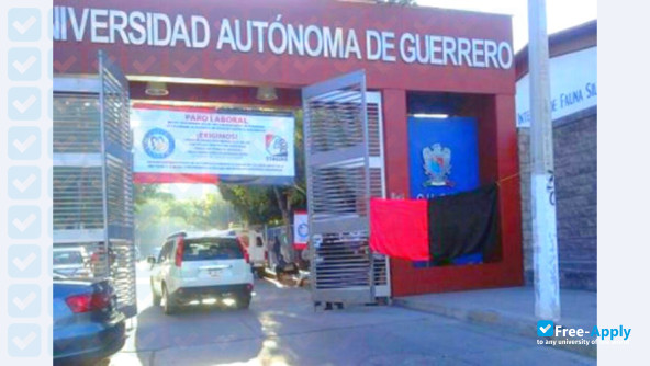 Foto de la Autonomous University of Guerrero #7