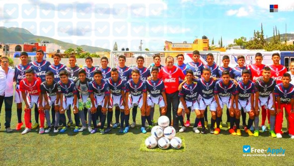 Foto de la Autonomous University of Guerrero #8