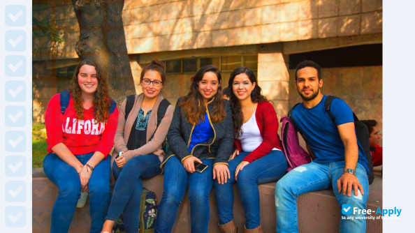 Foto de la Autonomous University of Nuevo Leon #4