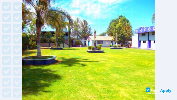 Photo de l’Private University of Irapuato #3