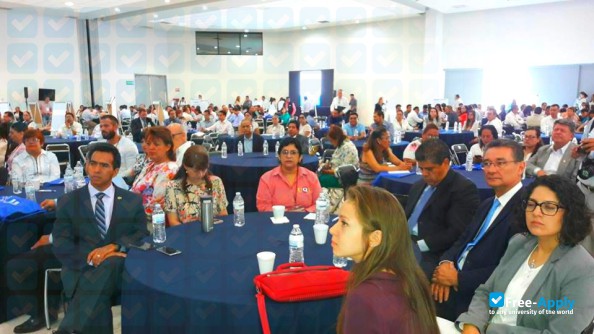 Foto de la University Quetzalcoatl Irapuato #2