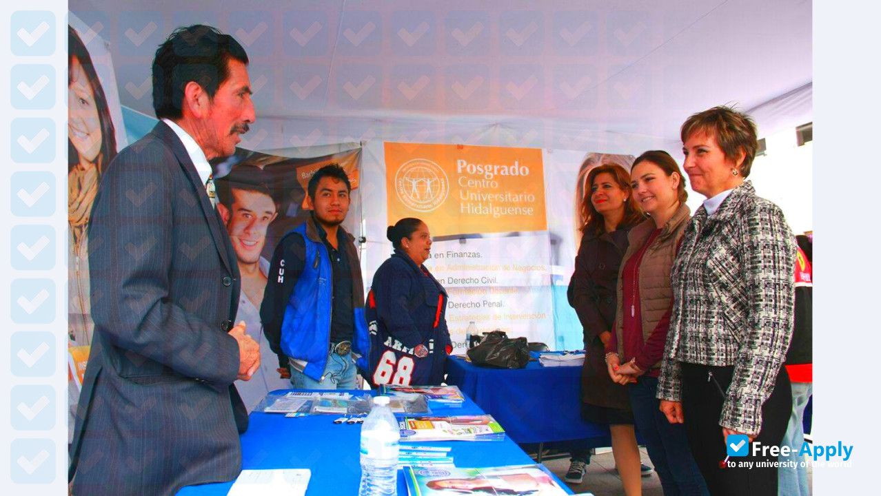 Foto de la University Center of Hidalgo #10