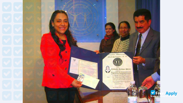 Foto de la University Center of Hidalgo #2
