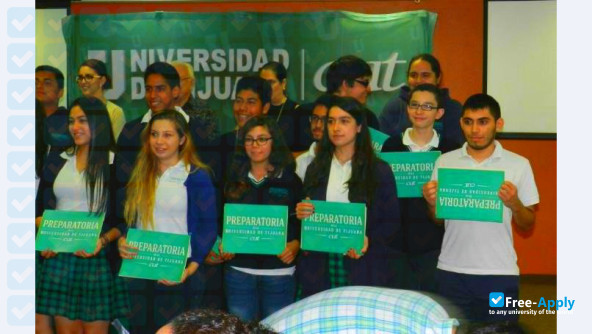 University of Tijuana photo #9