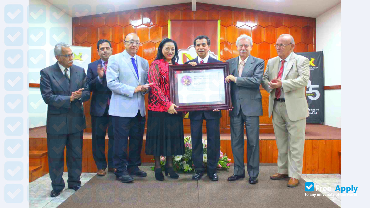 Фотография University of Xalapa