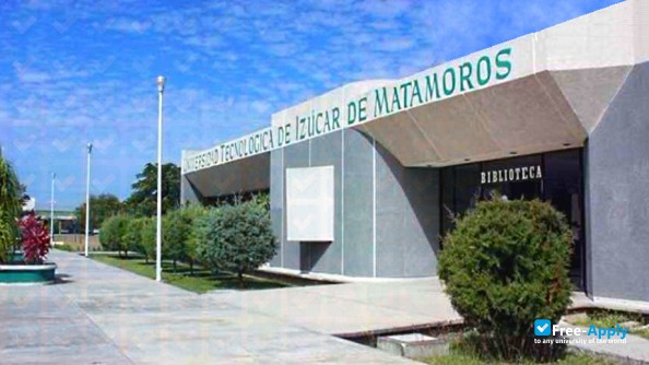 Foto de la Technical University of Izucar de Matamoros #6