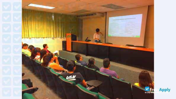 University of Manzanillo photo #4