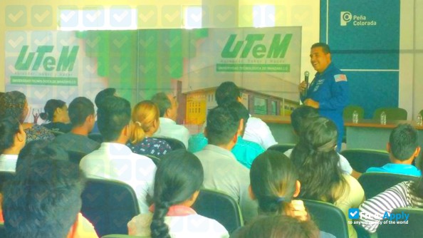 University of Manzanillo photo #9