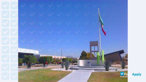 Foto de la Technological University of San Juan del Río #3