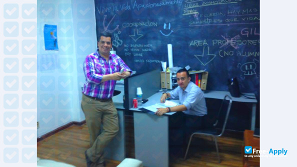 Foto de la Technical and Educational Scientific Institute #6