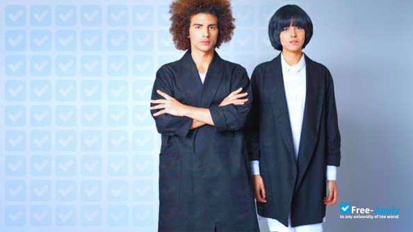 Foto de la Institute of Superior Studies of Fashion House of France #2
