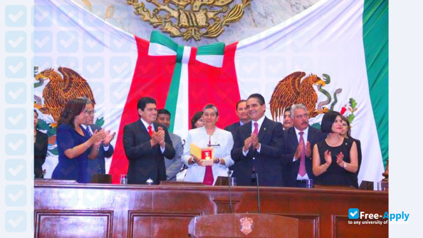 University Michoacana de Oriente photo #6