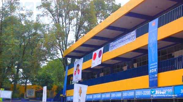 Foto de la Elementary school in Ciudad López Mateos, Mexico #3