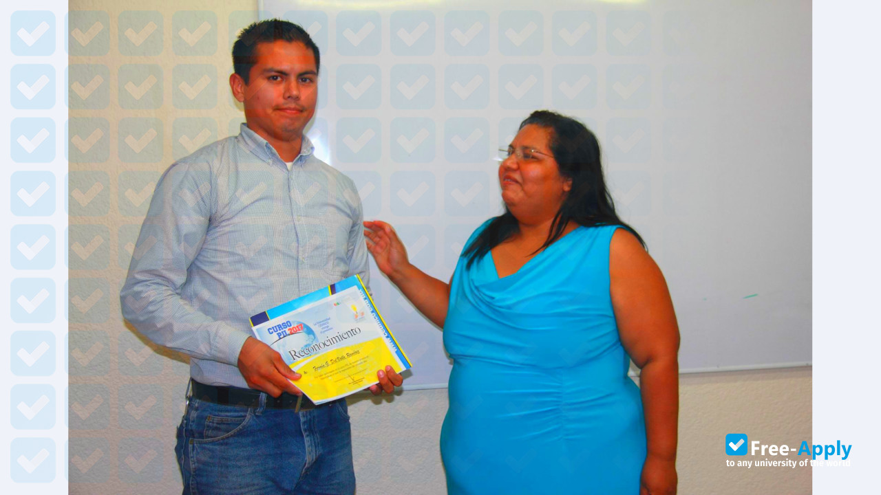 Foto de la University Center of Coatzacoalcos #7