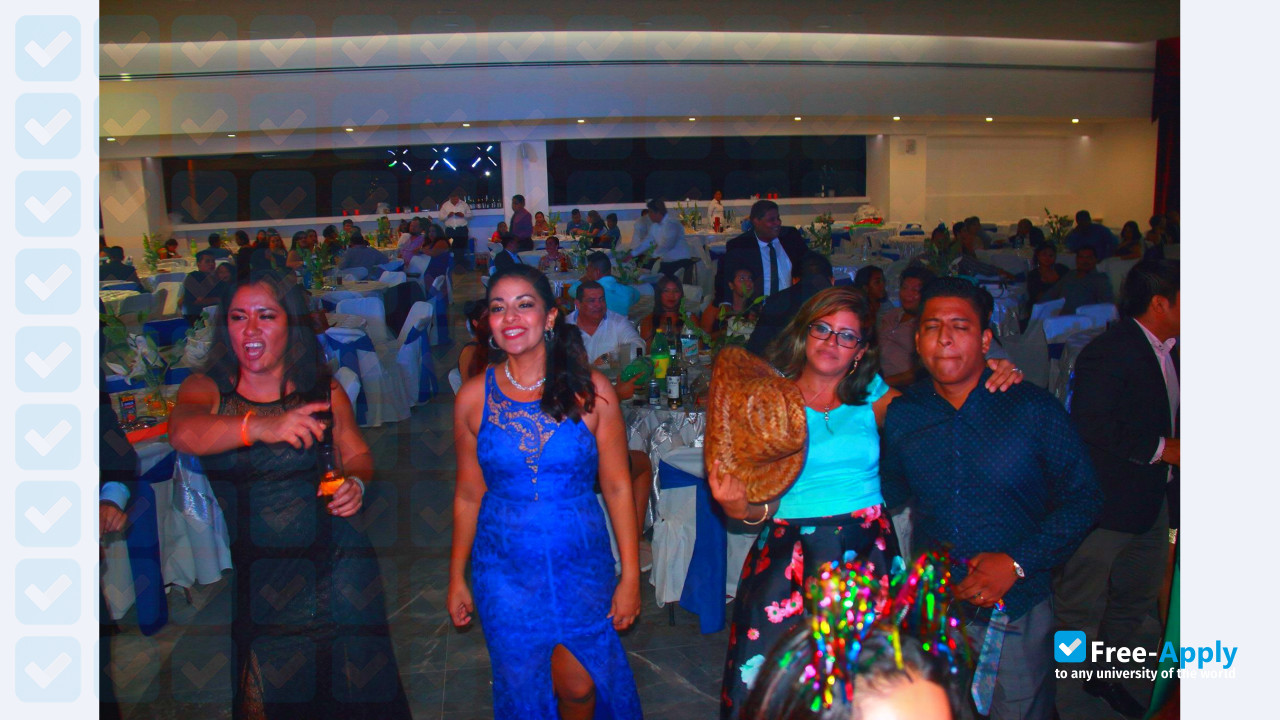 University Center of Coatzacoalcos photo