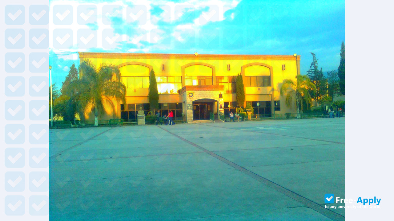 Photo de l’Superior Normal School of the State of Coahuila #6