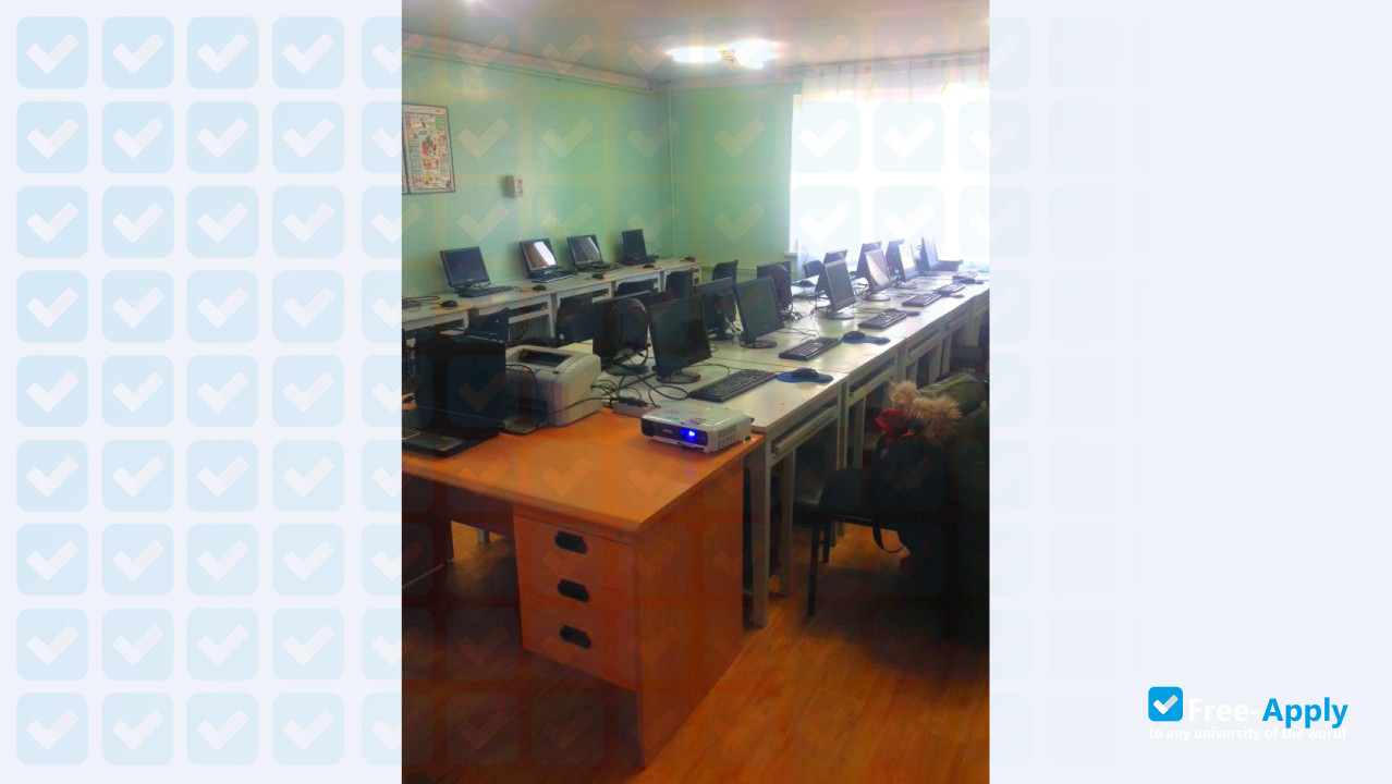 Photo de l’Mandakh Burtgel University #4