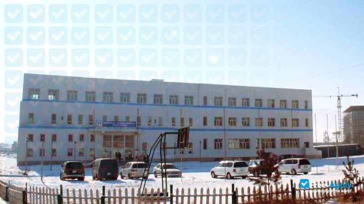 Foto de la Mongolia International University #2